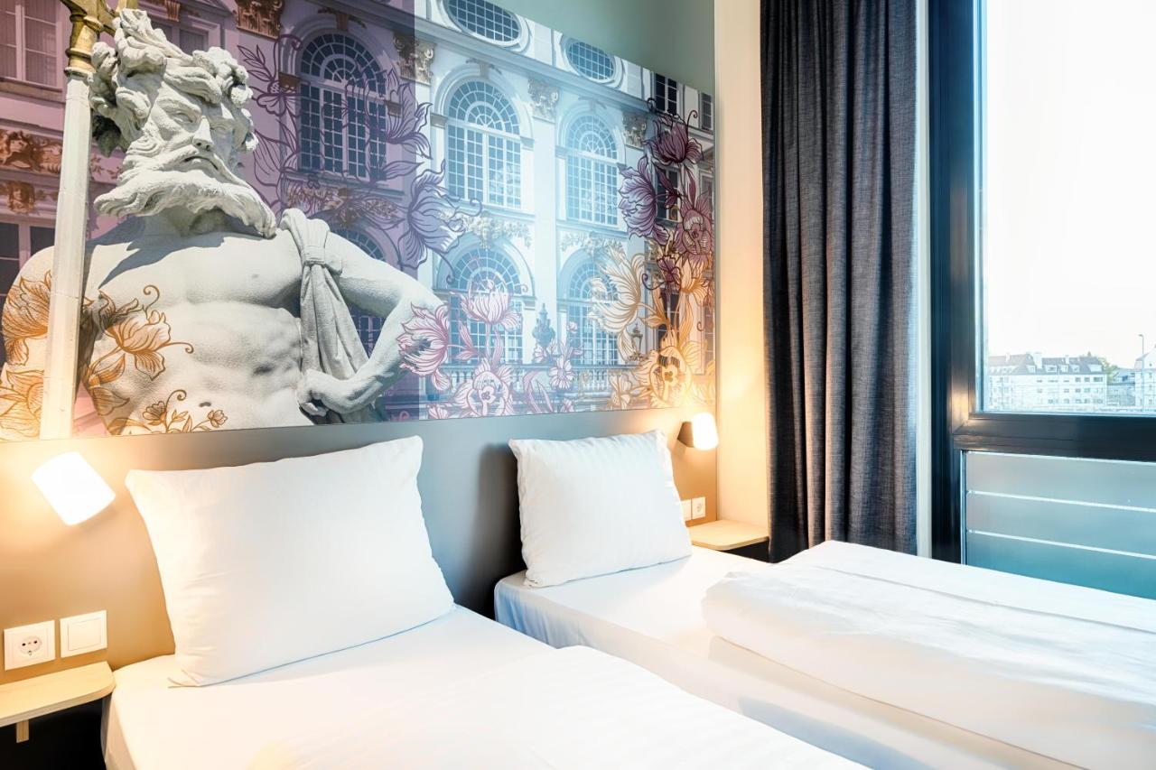 München-moosach Hotel 3*